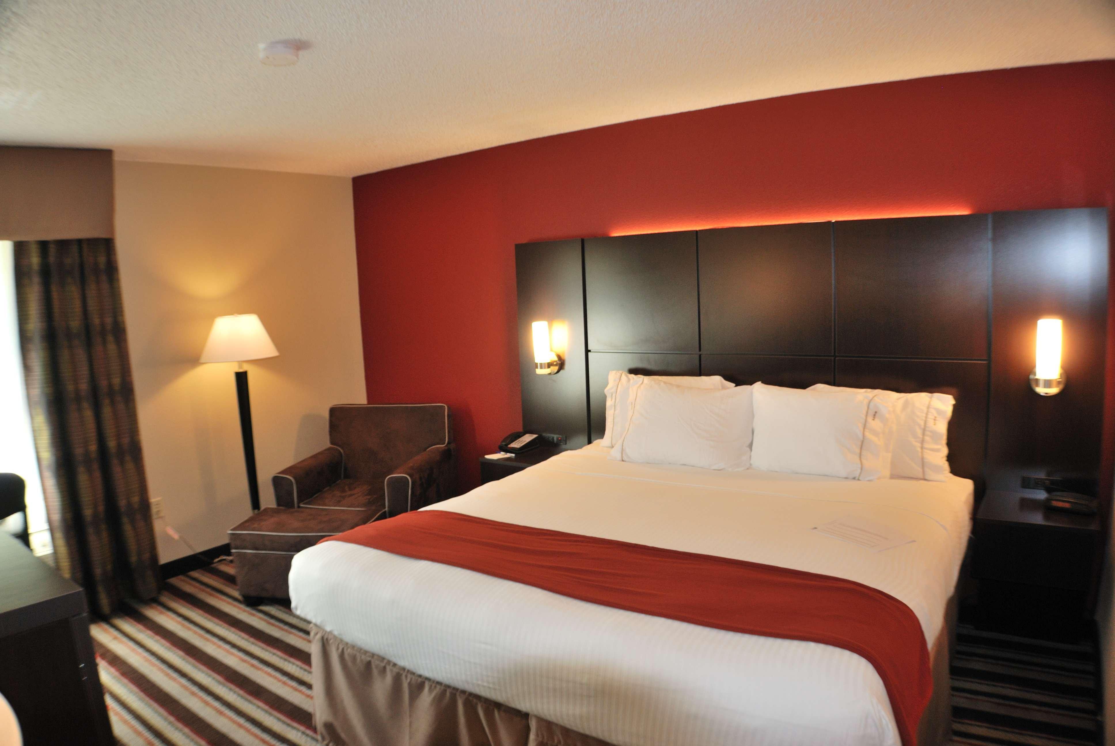 Holiday Inn Express Nashville W-I40, An Ihg Hotel Zewnętrze zdjęcie